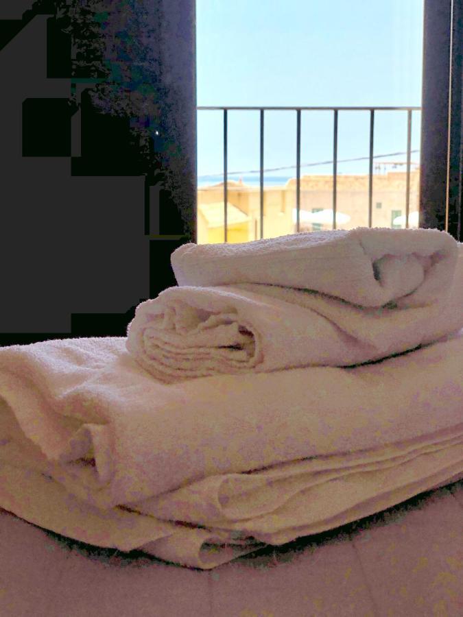 Casa Vacanza "La Piazzetta" มาร์ซาเมมี ภายนอก รูปภาพ